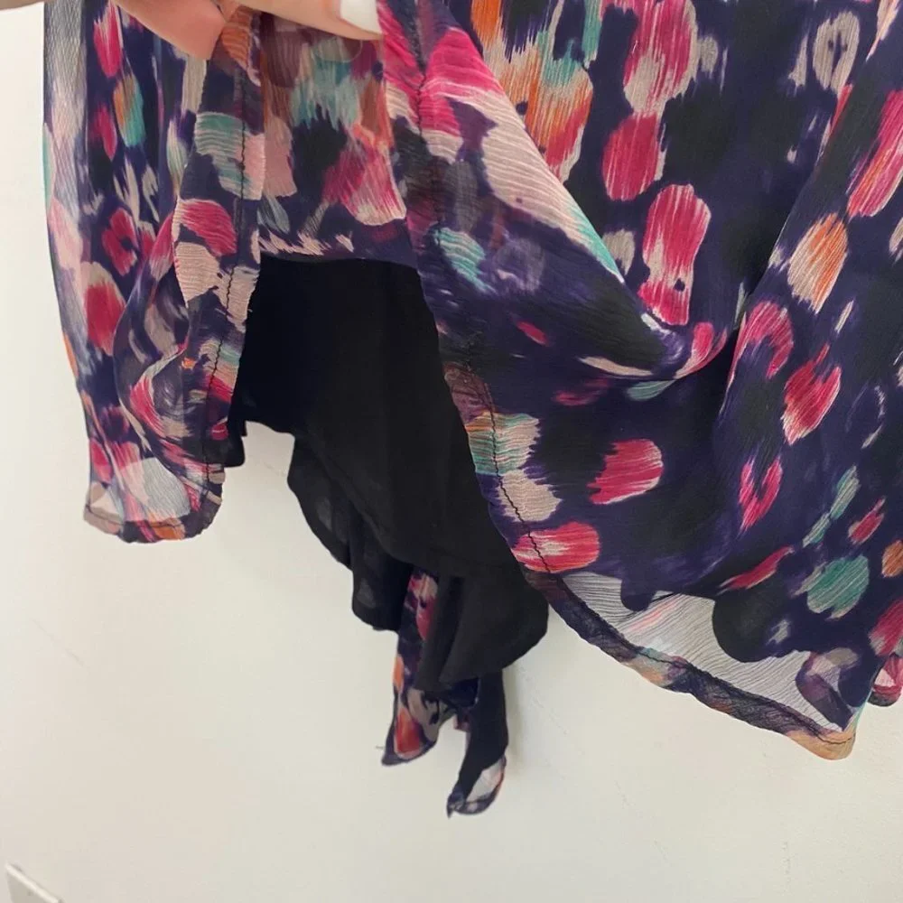 Olivaceous Abstract Print Tank Blouse Size Medium - Picture 3 of 7